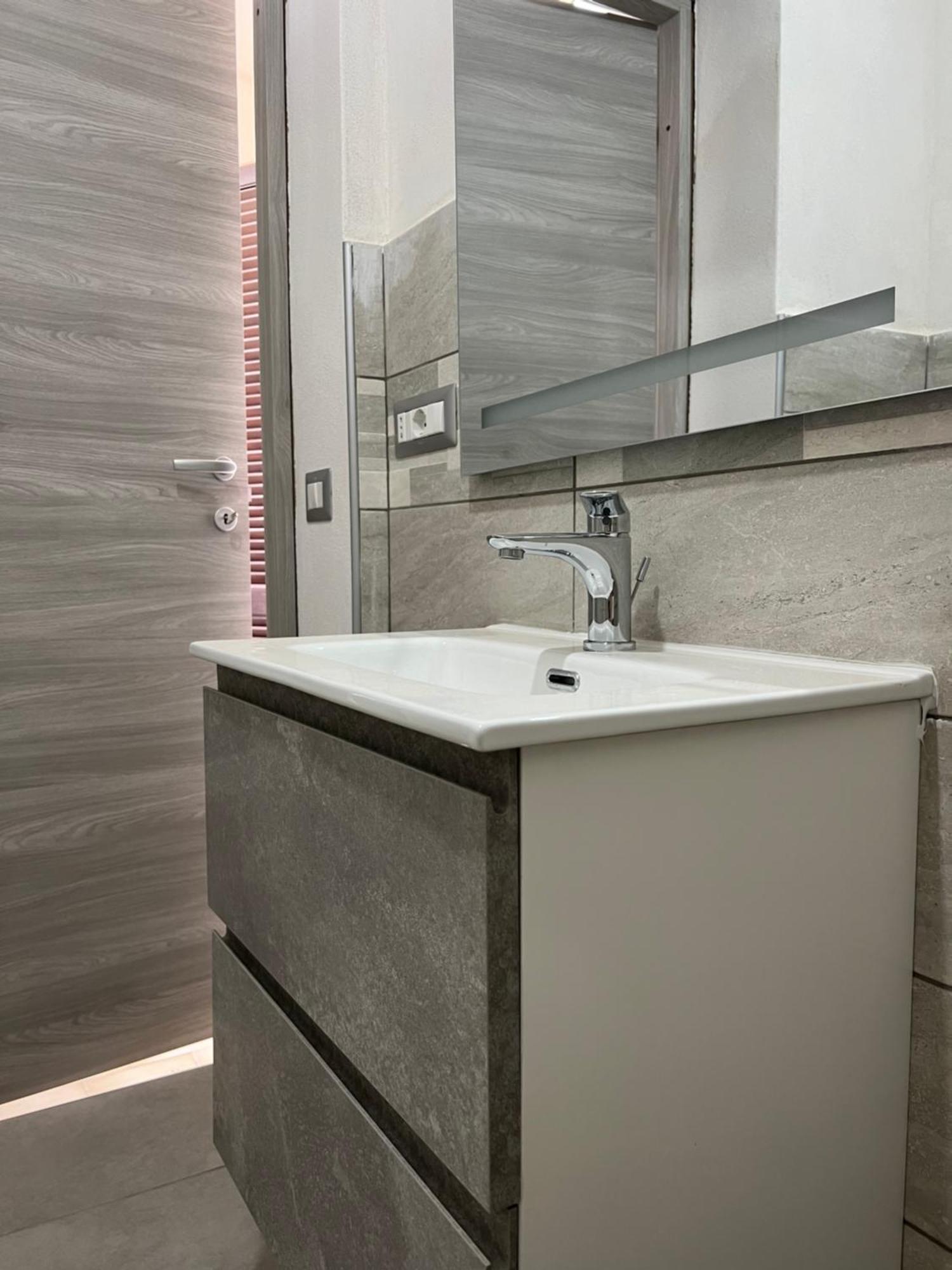 Lu' Appartement Gonnesa Buitenkant foto